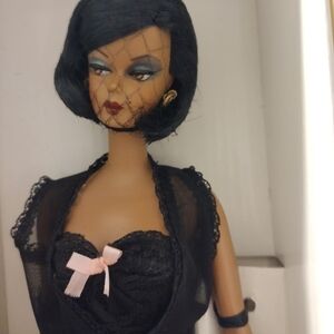 Barbie Black Short Bob Wig with Veiled Net and Gold Earring